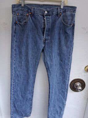 Levis 501 Jeans Mens 35x30 Blue Button Fly Pants Faded Classic Original